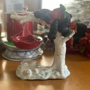 Yankee candle hanging bear toasting.